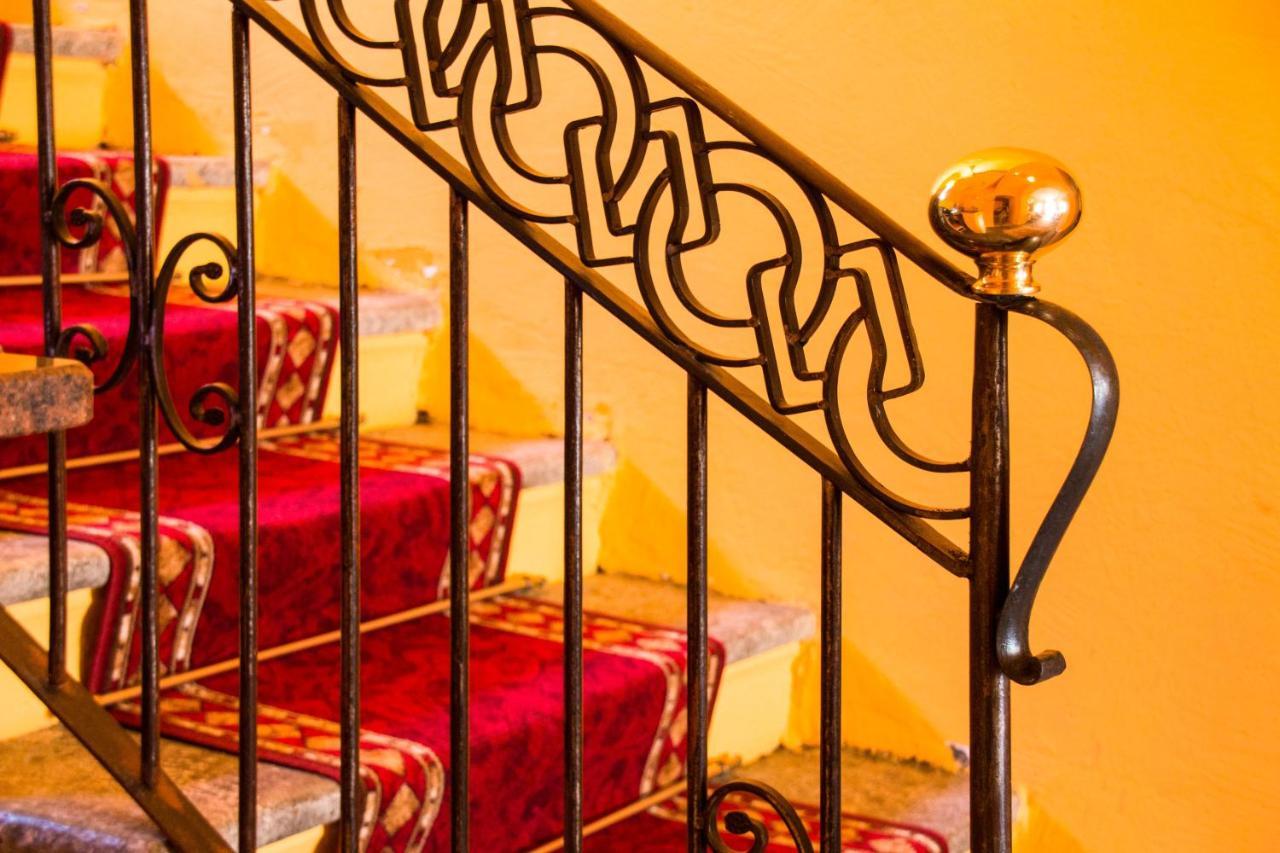 Hôtel U Palazzu&Spa Venaco  Esterno foto